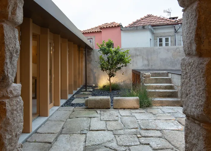 Na Travessa SuitesHotel Porto